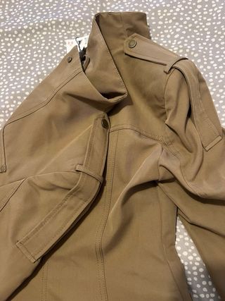 Blazer Zara trabillas caqui