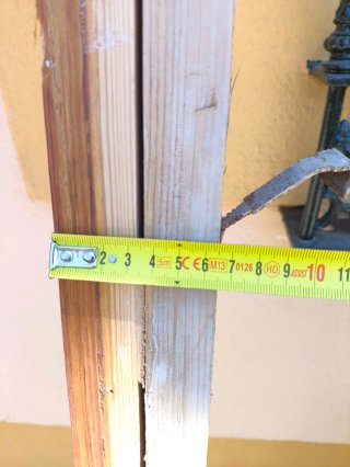 Puerta madera maciza 202cm x 81,5cm.