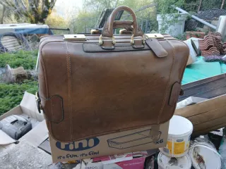 Maleta de viaje vintage de cuero