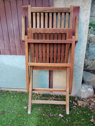 Conjunto 2 sillas plegables + mesa de madera