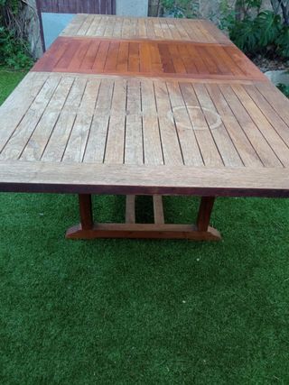 Conjunto 2 sillas plegables + mesa de madera