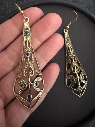 Pendientes Vintage estilo Art Nouveau de latón.