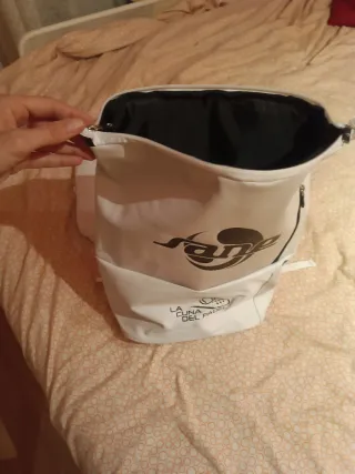 Mochila Sane Vintage Blanca Tengo 2 unidades