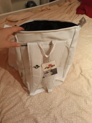 Mochila Sane Vintage Blanca Tengo 2 unidades
