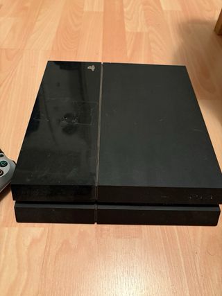 PS4  500GB + Mando Edición 20 Aniversario