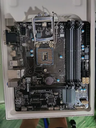 Placa Base Gigabyte GA-B85M-D3H (PARA PIEZAS)