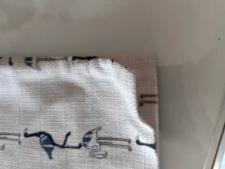 Pantalón pitillo estampado mujer