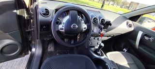 Nissan Qashqai+2 2010