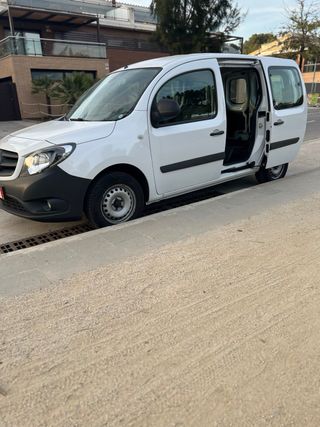 Trasportes de remolques y mudanzas