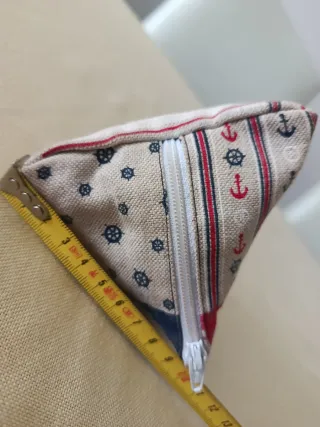 Monedero marinero triangular