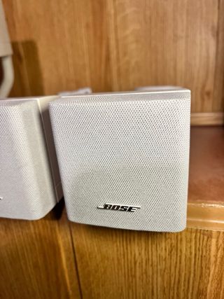 Altavoces Bose Cubo Blancos