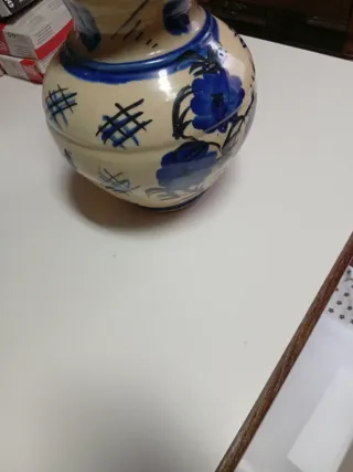 Botijo de cerámica artesanal