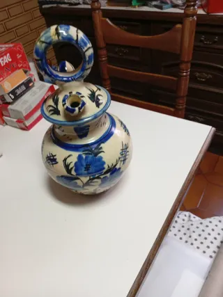 Botijo de cerámica artesanal