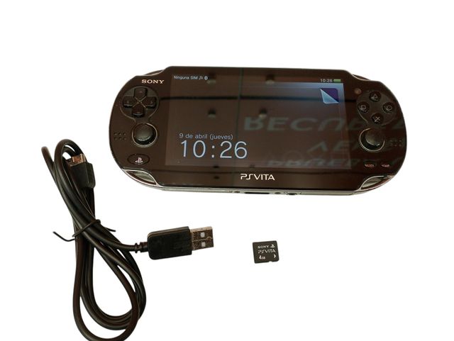 CONSOLA PSVITA PCH-1104 + TARJETA + CABLE CARGA
