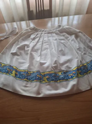 Traje típico Talaverana , regalo medias y camisa