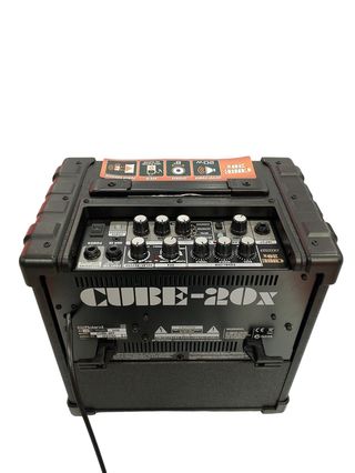 AMPLIFICADOR ROLAND CUBE 20X *A ESTRENAR*
