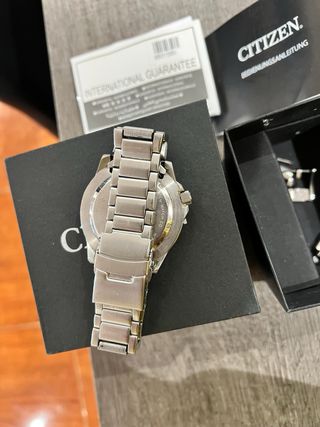 Reloj Citizen Automático Caja Azul y Plata