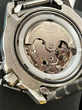 Reloj Citizen Automático Caja Azul y Plata