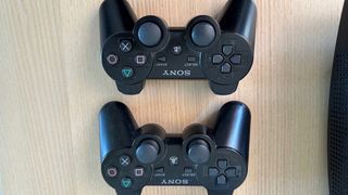 Playstation 3 + 2 mandos + PS Move + juego