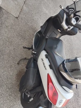 Yamaha X-max 250 2011