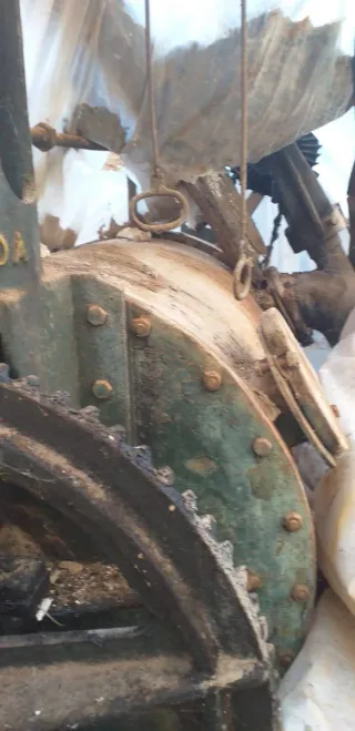 Molino antiguo de piedra