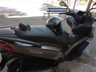 Kymco Grand Dink 300 Maxi Scooter