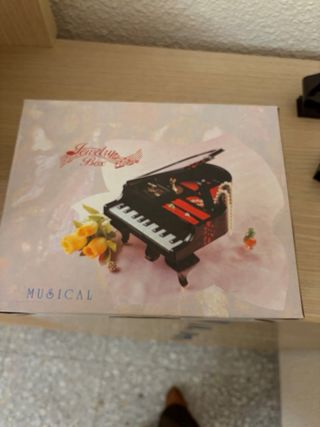 Joyero Piano Negro y Rojo