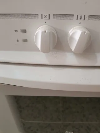 Horno y vitrocerámica Teka