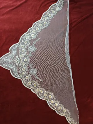 Manteleras Fallera T.90 . Blancas,oro