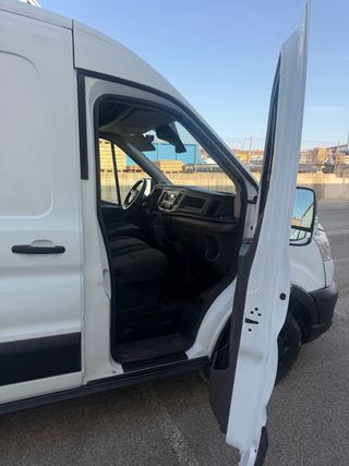 Ford Transit 2020