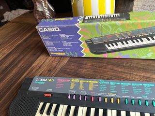 Teclado Casio SA-5 SongBank