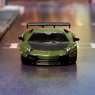 Hot Wheels Elite 64 Lamborghini Aventador LP 700-4