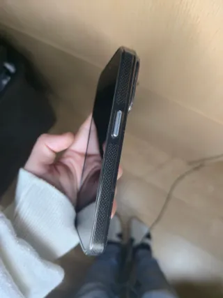 iPhone 15 Pro eSim