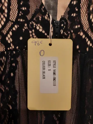 Vestido largo encaje invitada fiesta