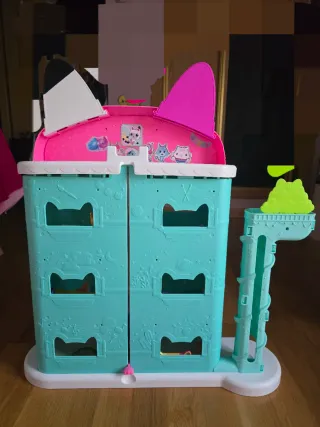 Casa delle Bambole Gabby Gatto + Macchina Carlita
