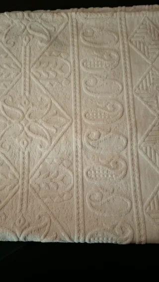 Pano de Mesa Grande - Favos