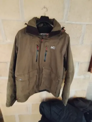 Chaqueta Millet Esquí. Talla XL.