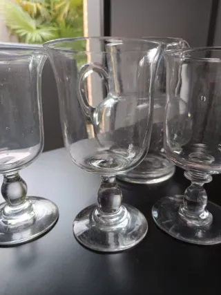 Juego copas cristal antiguas y jarra