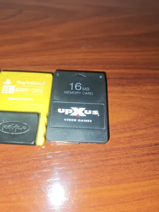 Lote Tarjetas Memoria PS2 y una ps1
