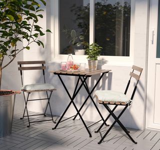 Tavolo TÄRNÖ IKEA in legno e metallo