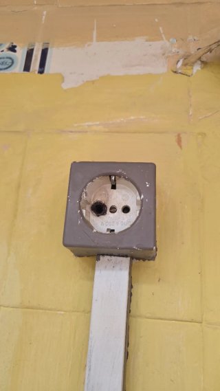 Manitas a domicilio. Electricista, fontanero...