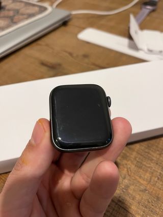Apple Watch Series 6 · 44mm · GPS · Aluminio