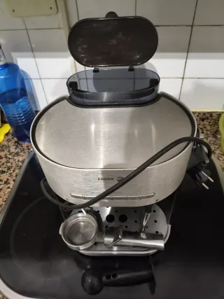 Cafetera Fagor Essence