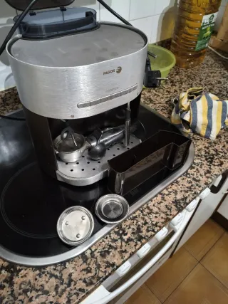 Cafetera Fagor Essence