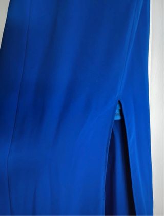 Vestido longo azul cerimónia com fenda