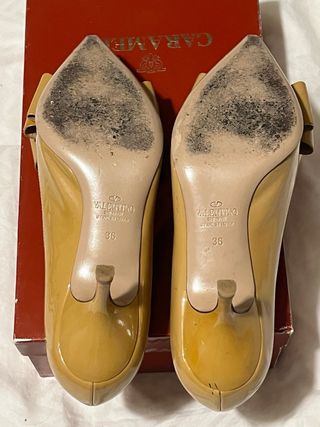 Zapatos Valentino Beige/Amarillo con Lazo