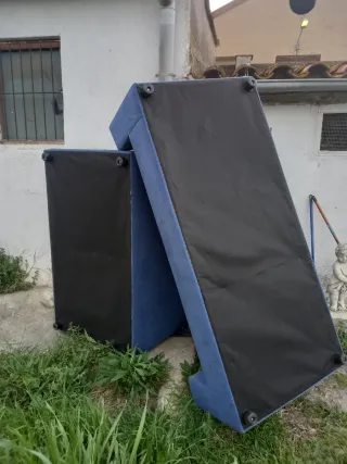 Sofá azul de tela