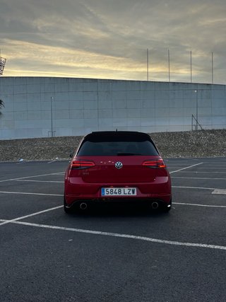 Volkswagen Golf GTI 245cv performance MANUAL