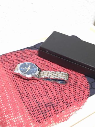 Reloj Hombre Azul y Dorado