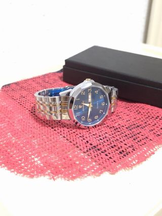 Reloj Hombre Azul y Dorado